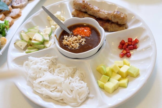 ร้านอาหารดาลัด Dalad Restaurant ซอยประดิพัทธ์ 19