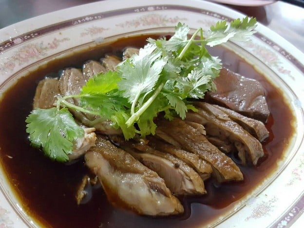 เจริญรัถเป็ดพะโล้