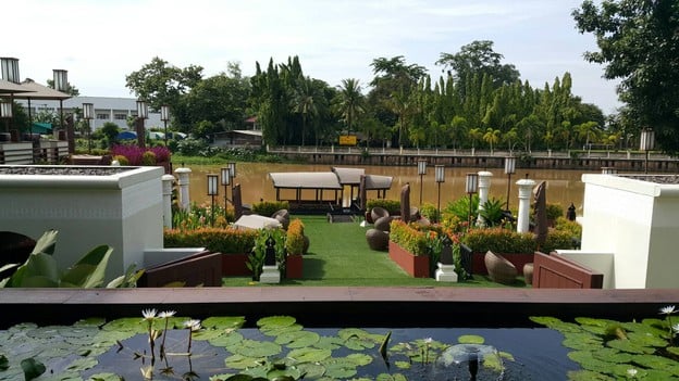 หน้าร้าน รติลานนาริเวอร์ไซด์สปารีสอร์ทเชียงใหม่