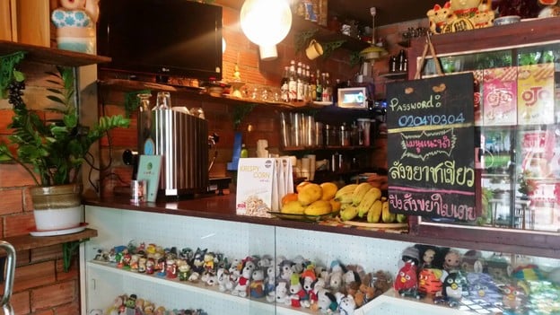 บรรยากาศ อากู๋คอฟฟี่ สรงประภา 7