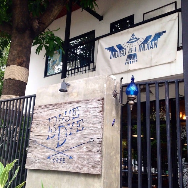 หน้าร้าน Blue Dye Cafe Sukhumvit 36