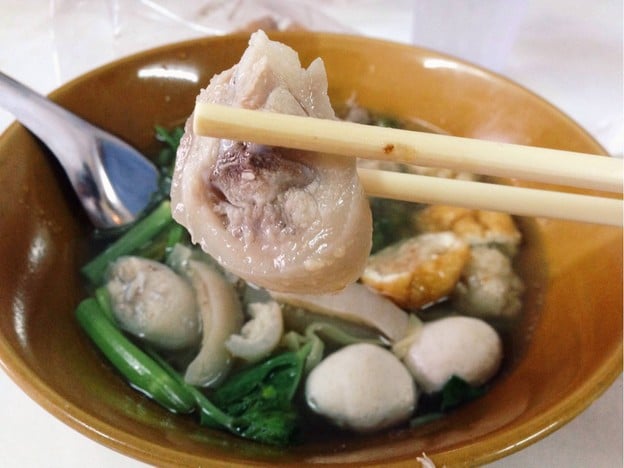 ก๋วยเตี๋ยวหางหมู สูตรดั้งเดิม สงขลา