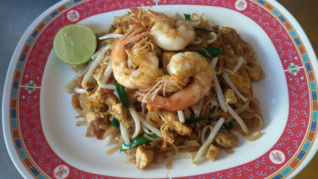 ผัดไททักษิณ (สีวลี)
