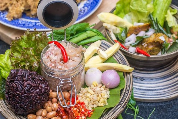 Jarid Thai Food Fine Wine at Old City