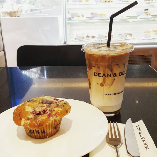 DEAN & DELUCA มหานคร คิ้วบ์