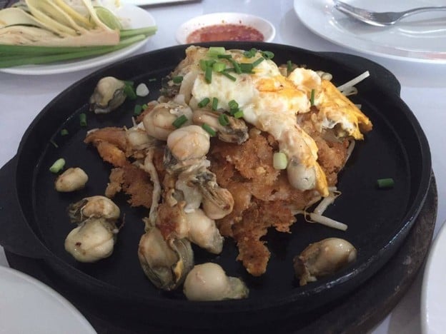 ศิริวรรณ บ้านหอยทอด รัตนาธิเบศร์