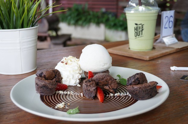 เมนูของร้าน Little Hideout Patisserie ราชพฤกษ์