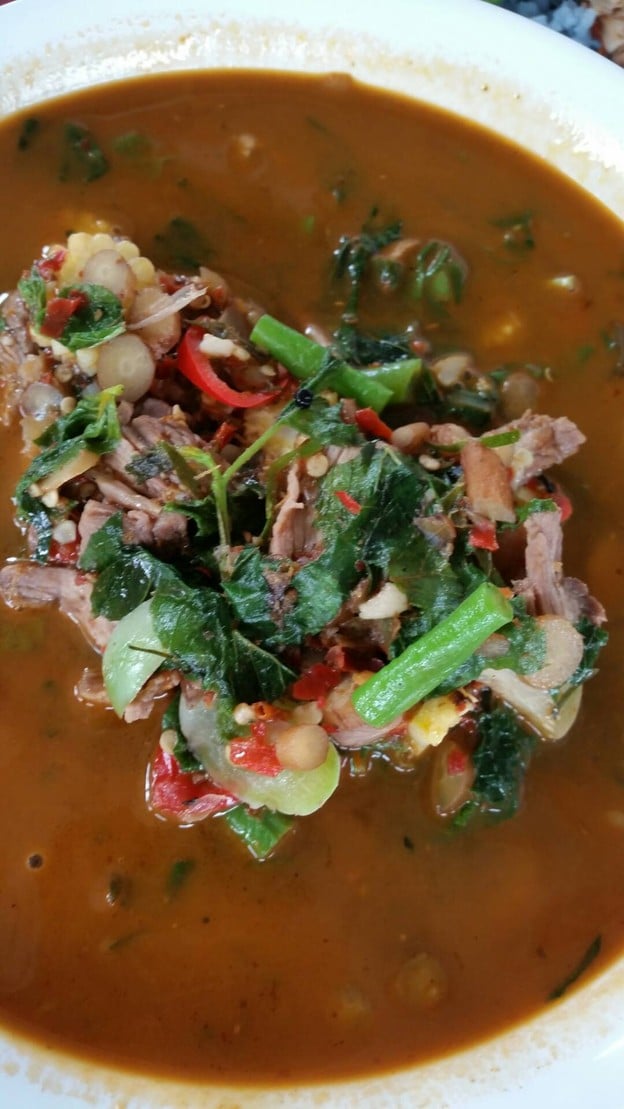 ก้อยขม อาหารอีสาน