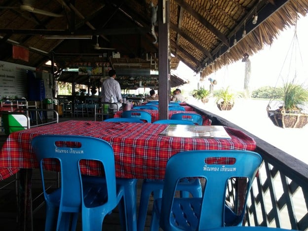 บรรยากาศ พิณทองเรือนแพ สามพราน หลังที่ว่าการอำเภอสามพราน