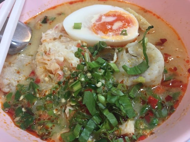 ก๋วยเตี๋ยวปลาเมืองทอง