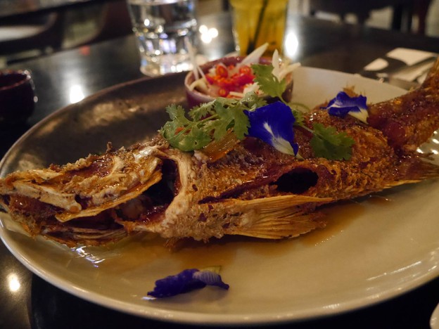 เมนูของร้าน 8 Dining