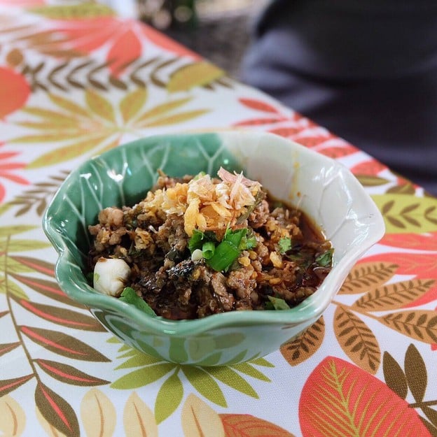 เมนูของร้าน ข้าวซอยลำดวนฟ้าฮ่าม วิภาวดีรังสิต