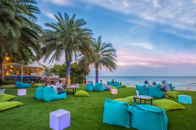 บรรยากาศ Al Bahr Beach Bar  at Marrakesh Hua Hin Resort & Spa