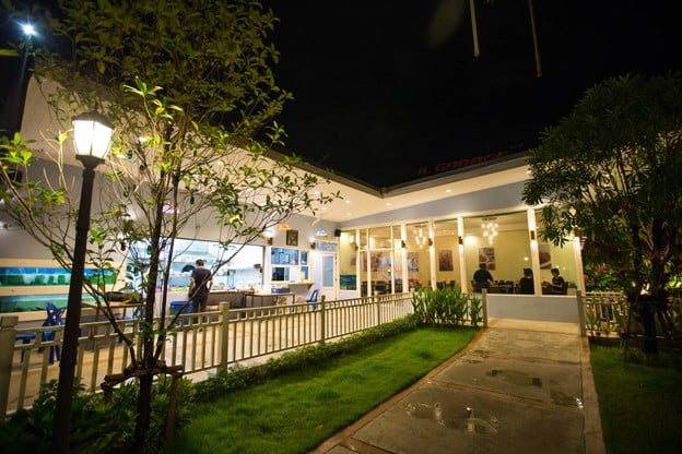 ชนะซีฟู้ด ถนนเกษตร-นวมินทร์