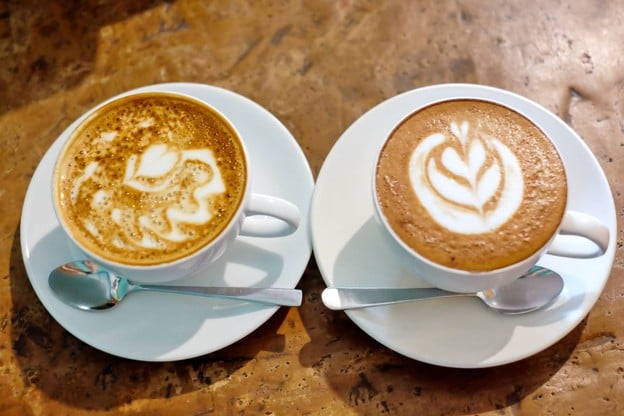 เมนูของร้าน Akha Ama Coffee Original  สันติธรรม