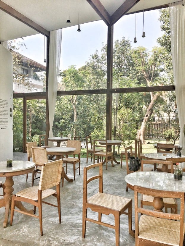 บรรยากาศ ปฐม ออร์แกนิก ลิฟวิ่ง Thonglor