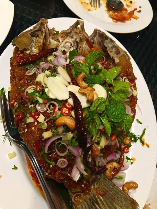 เมนูของร้าน Montra House Bar & Restaurant