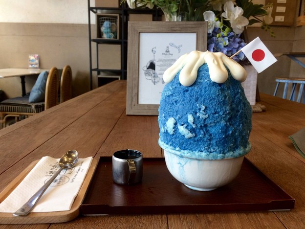 White Day Patisserie เดอะเซอร์เคิล ราชพฤกษ์