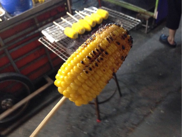 โพดปิ้งไม่หยิ่งจ่ะ ตลาดโต้รุ่งหัวหิน