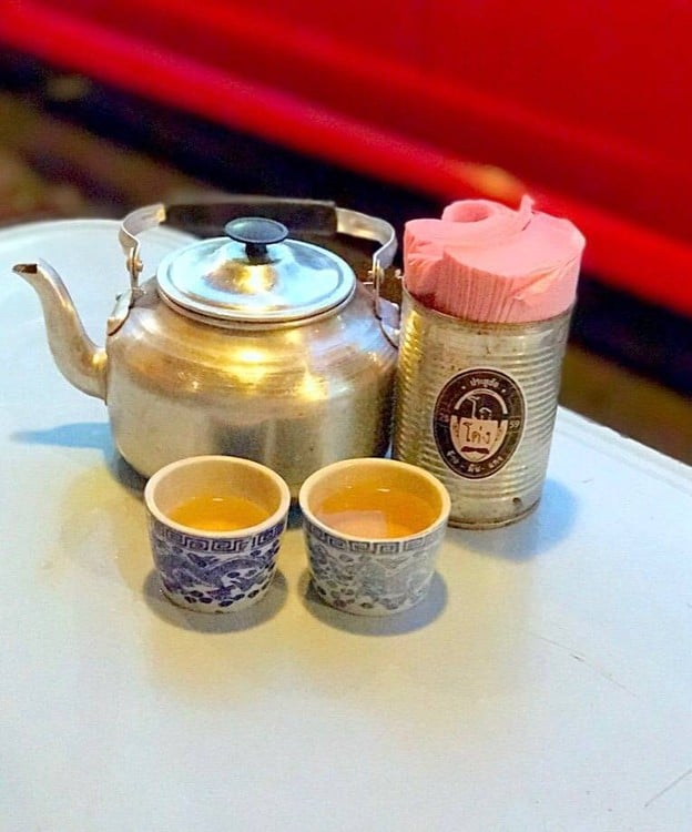 เมนูของร้าน โกโด่ง ข้าวมันแกง สี่แยกประตูไชยสิทธิ์