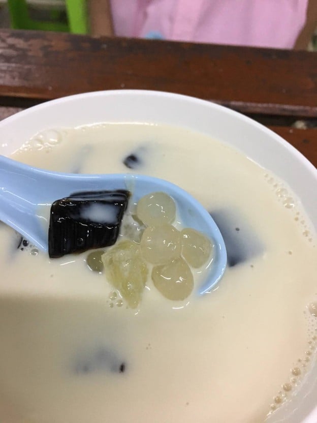 น้ำเต้าหู้เยาวราช ถนน เยาวราช
