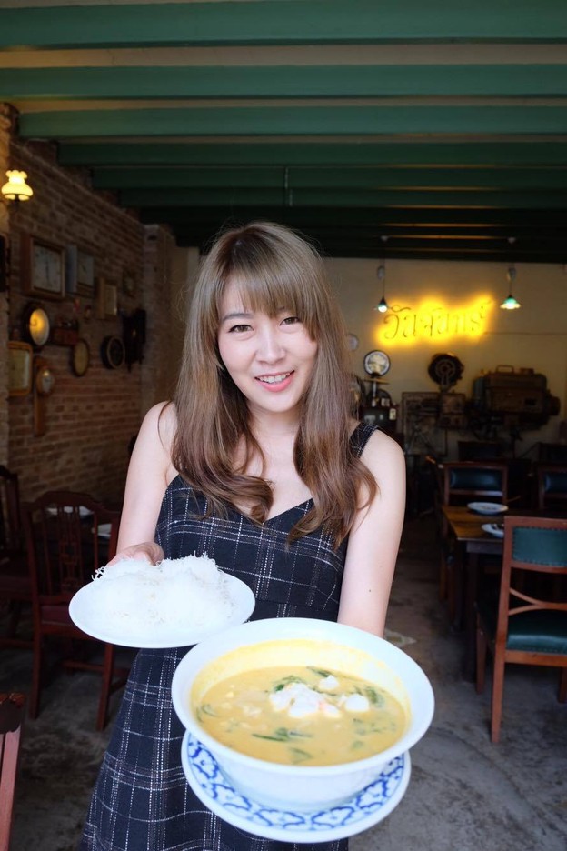 วันจันทร์ -