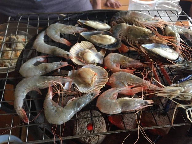 ถลางกุ้งกระทะบุฟเฟ่ต์