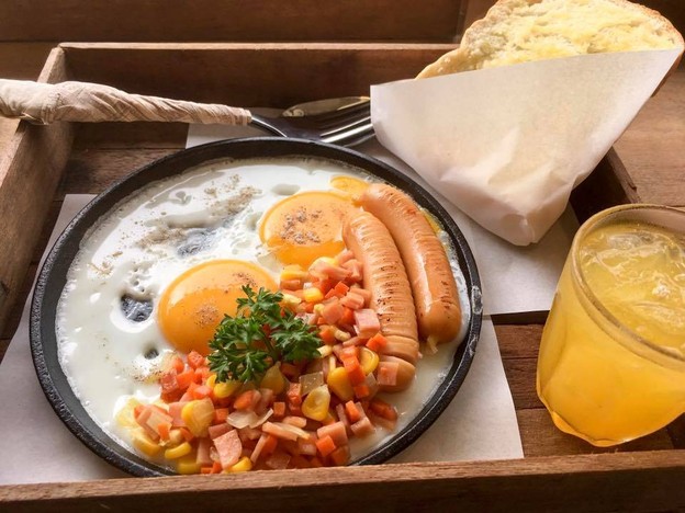 เมนูของร้าน ท่าน้ำคาเฟ่
