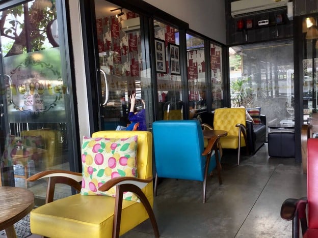 บรรยากาศ Coffee Today Express bar เสรีไทย 7