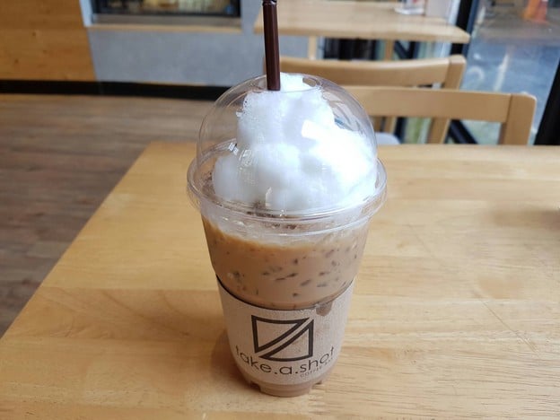 เมนูของร้าน Take A Shot Coffee Bar บีทีเอส กรุงธนบุรี