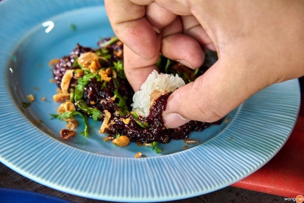 เมนูของร้าน ลาบต้นข่อย