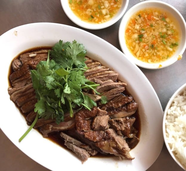 เมนูของร้าน อุไร ห่านพะโล้  ทรงวาด