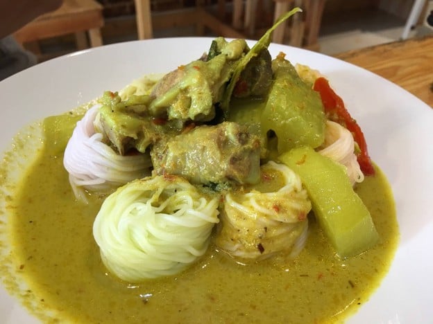 กันเองเส้นสด หาดใหญ่ใน (ขนมจีน ขนมจาก)