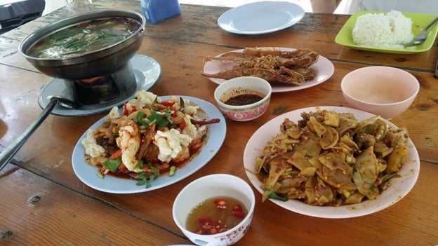 บรรยากาศ ลุงแดงโสเจ้ง