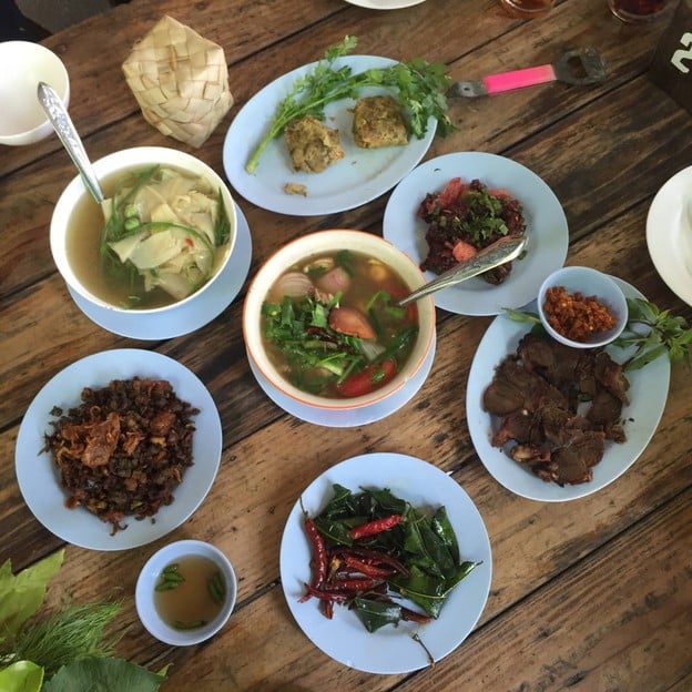 เมนูของร้าน ลาบไก่บ้านโฮ่ง (ลูกสาว)