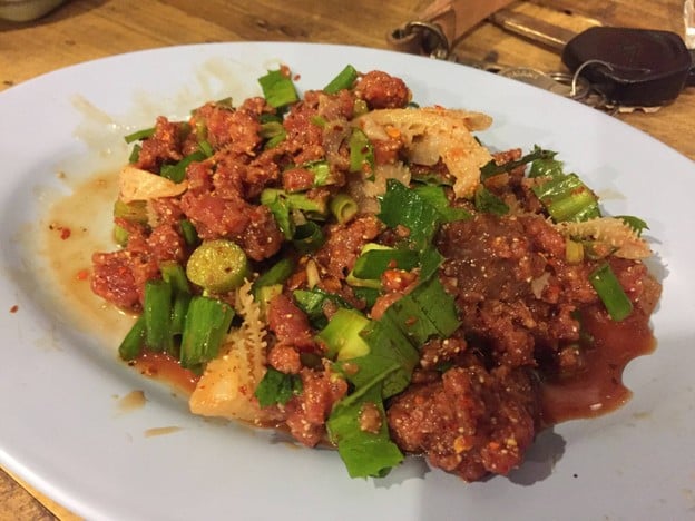 เมนูของร้าน ลาบ ก้อย ซ.นานา