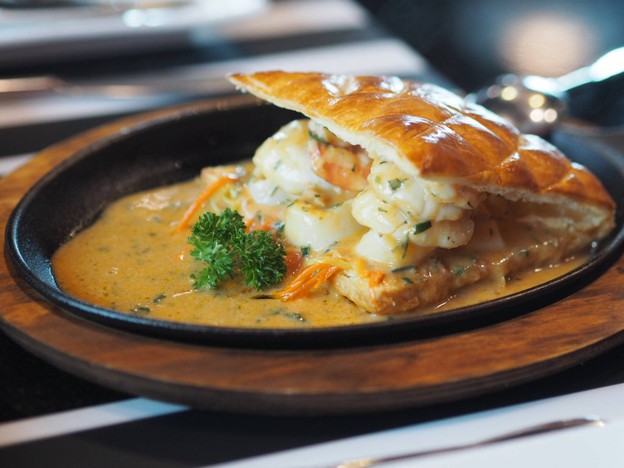 Love Me Tender le bistro TTN Avenue (Sathorn-Nanglinchi)