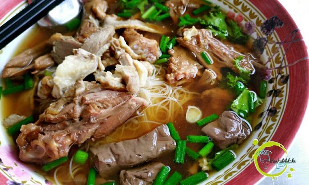 เมนูของร้าน กิตติก๋วยเตี๋ยวเป็ด ภูเก็ต สามกอง