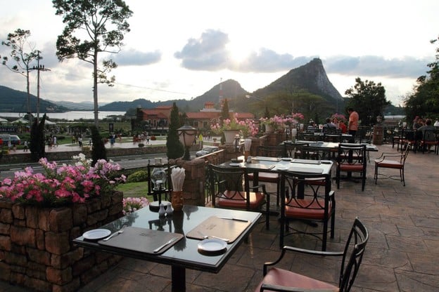 บรรยากาศ Silverlake Wine & Grill
