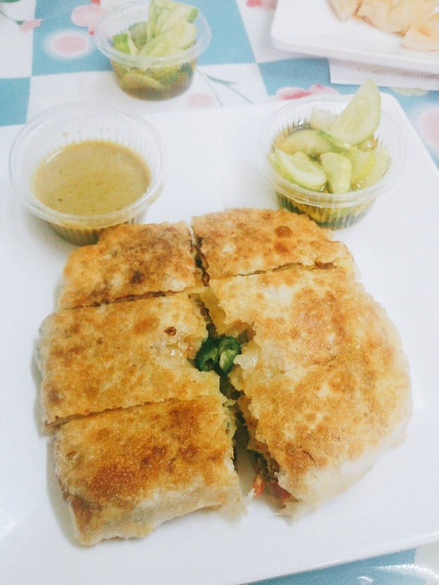 เมนูของร้าน การิม โรตี มะตะบะ ถนนพระอาทิตย์