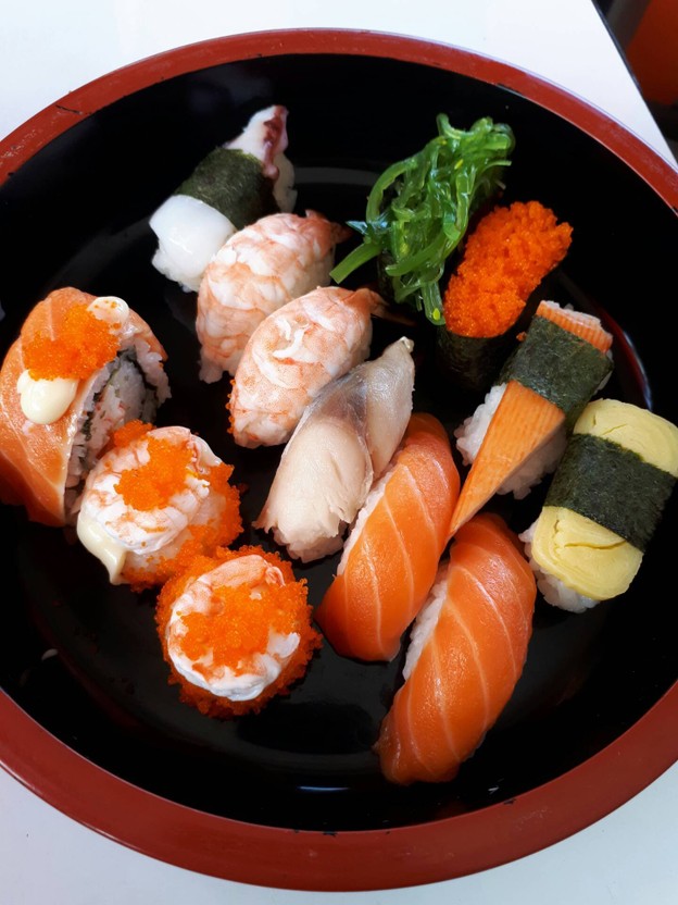 เมนูของร้าน 168 Sushi Sashimi