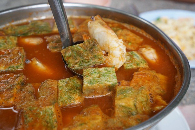 ขนาบน้ำสุพรรณบุรี -