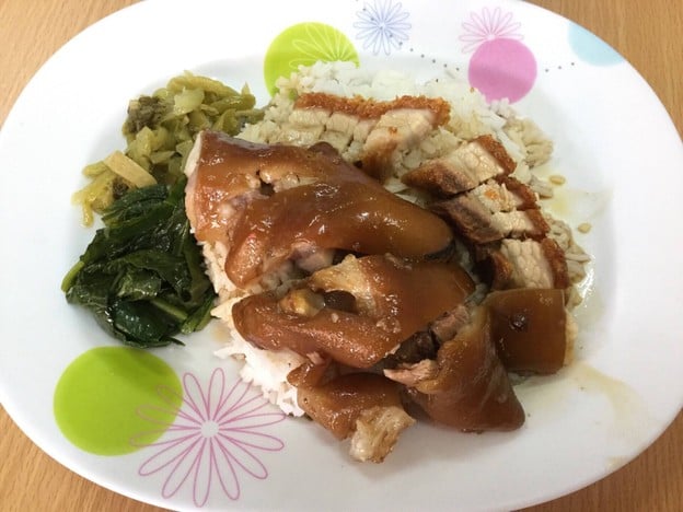 เมนูของร้าน สมใจ ขาหมูข้าวมันไก่