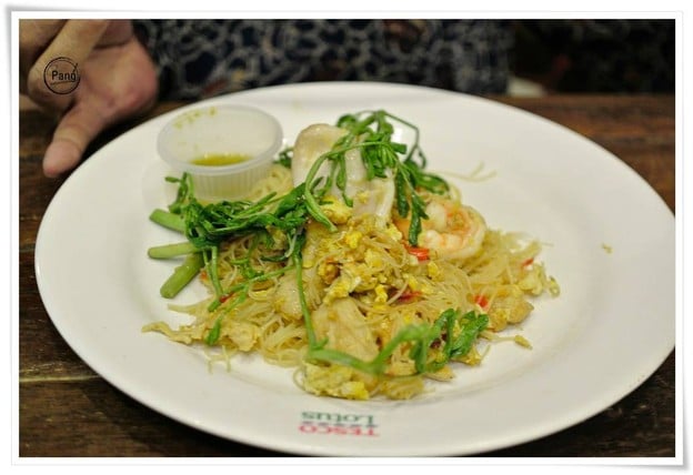 เมนูของร้าน เหล่ากุ้ย บะหมี่อัศวิน