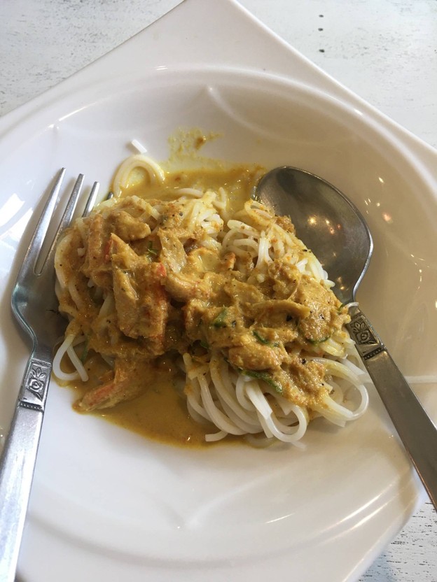 บินหลา ขนมจีนน้ำยาปู