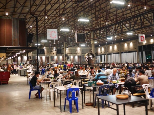 บรรยากาศ Factory หมูกระทะ บางโพ