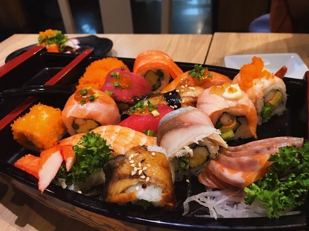 เมนูของร้าน KIN สยามสแควร์ *อยู่ด้านล่างติดถนนใหญ่
