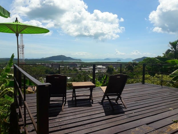 บรรยากาศ บ้านสวนกาแฟเขาโต๊ะแซะ