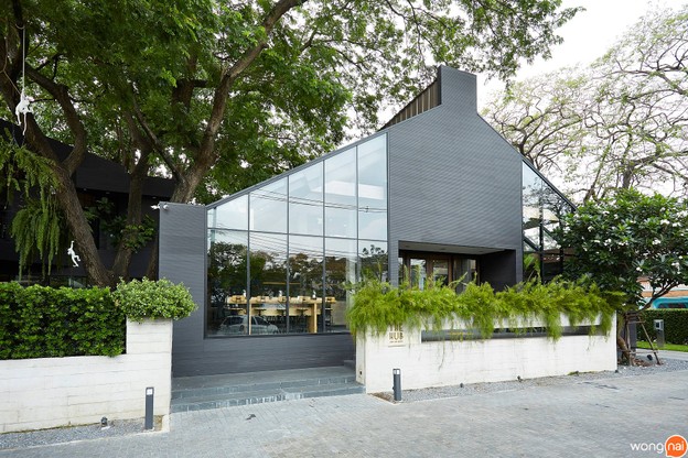 หน้าร้าน The Hub Cafe and Eatery พระราม 9