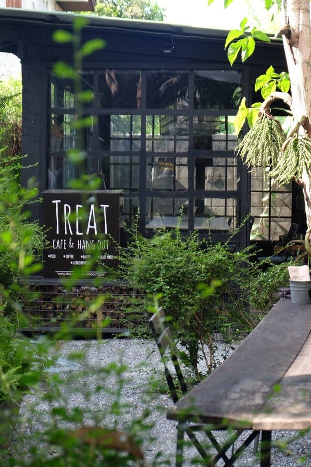 บรรยากาศ TREAT Cafe & Hangout